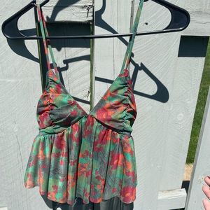 Urban Outfitters Floral Print Crop Top 🌺